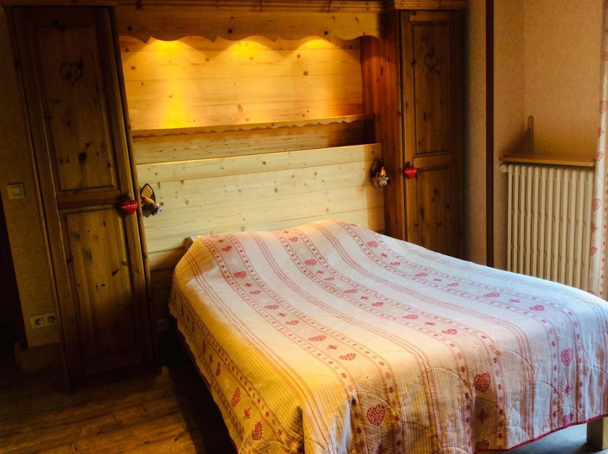 Au Refuge De Blanche Bed and Breakfast Seythenex Buitenkant foto